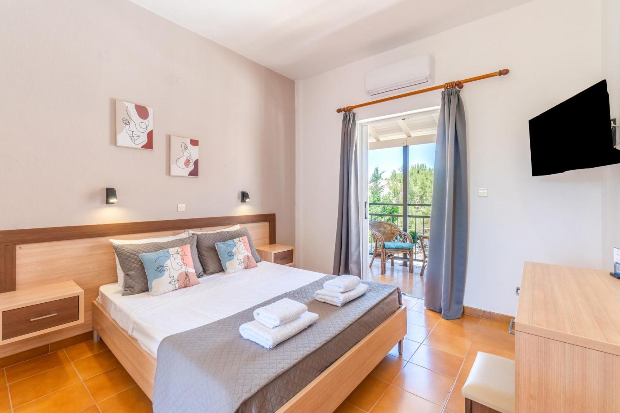 Sandy Complex By Konnect - Poolside & Seaside Aparthotel